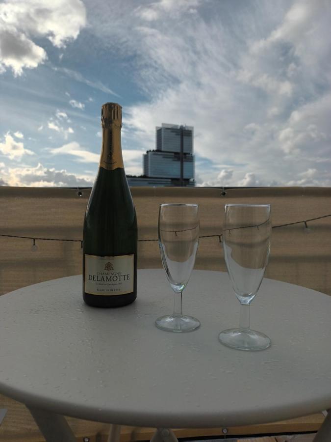 Paris Balcony Top Floor Room Exterior photo